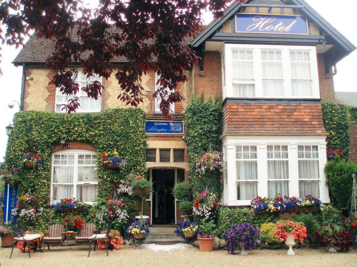 Abbington Hotel Stevenage Exterior foto